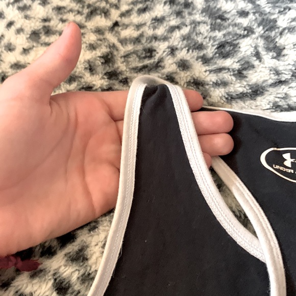 Under armor tank top - Picture 7 of 7